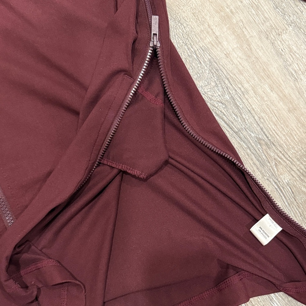 Burgundy Hooded athletic Jacket sz l - Picture 3 of 5